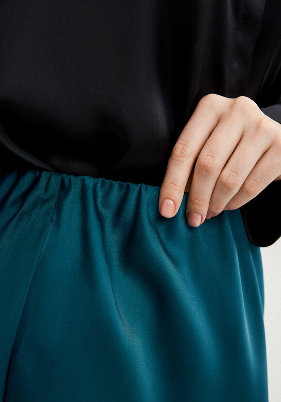 Юбка с резинкой в поясе cвободная шир.  580, рис. 5