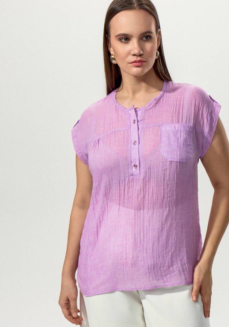 Блуза с коротким рукавом и карманом на груди шир.  750, рис. 21