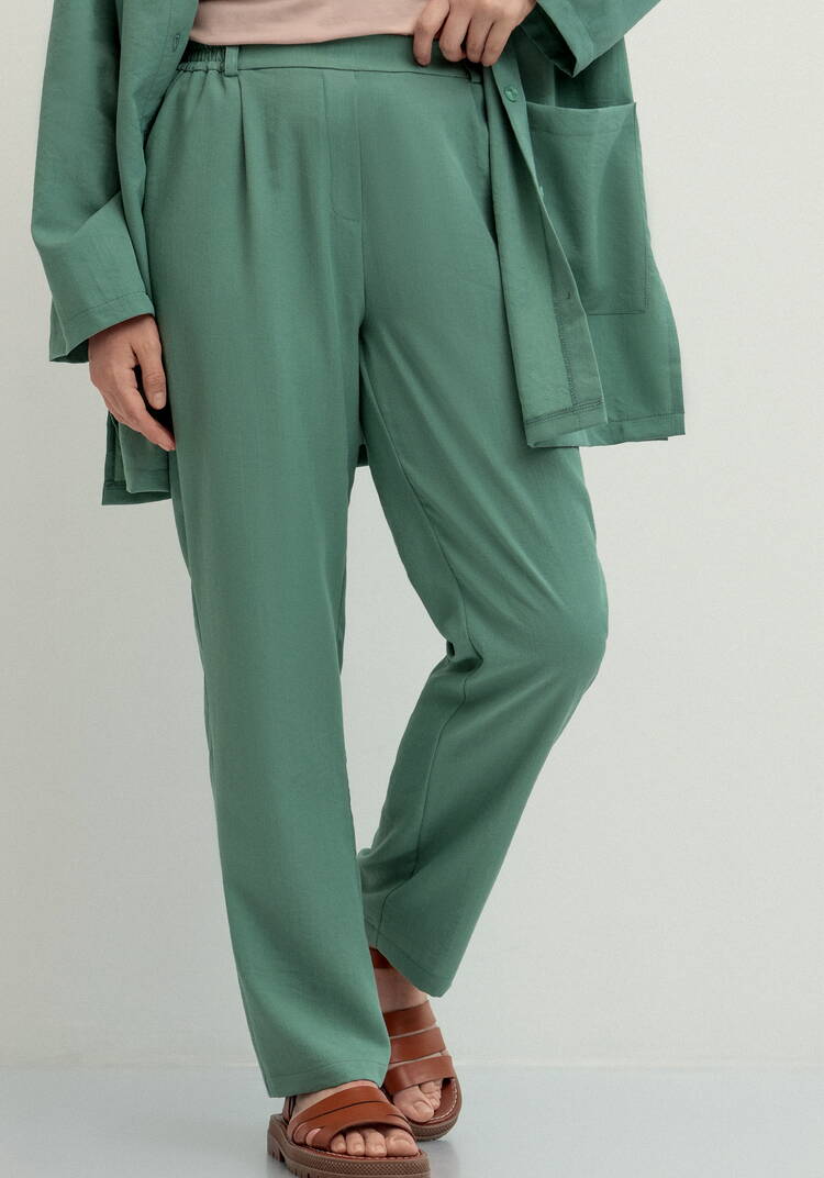 Брюки прямого кроя на резинке по поясу шир.  750, рис. 13