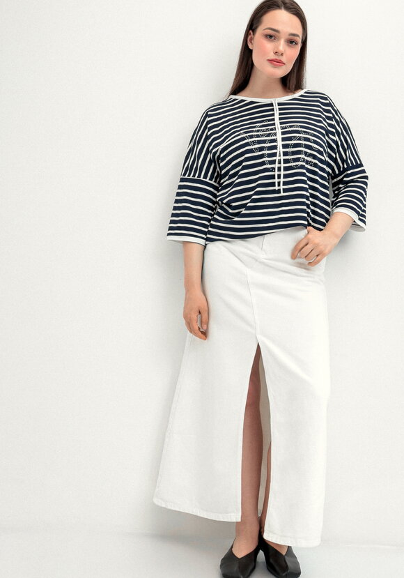 Блуза с декором из страз и рукавом 3/4 шир.  580, рис. 2