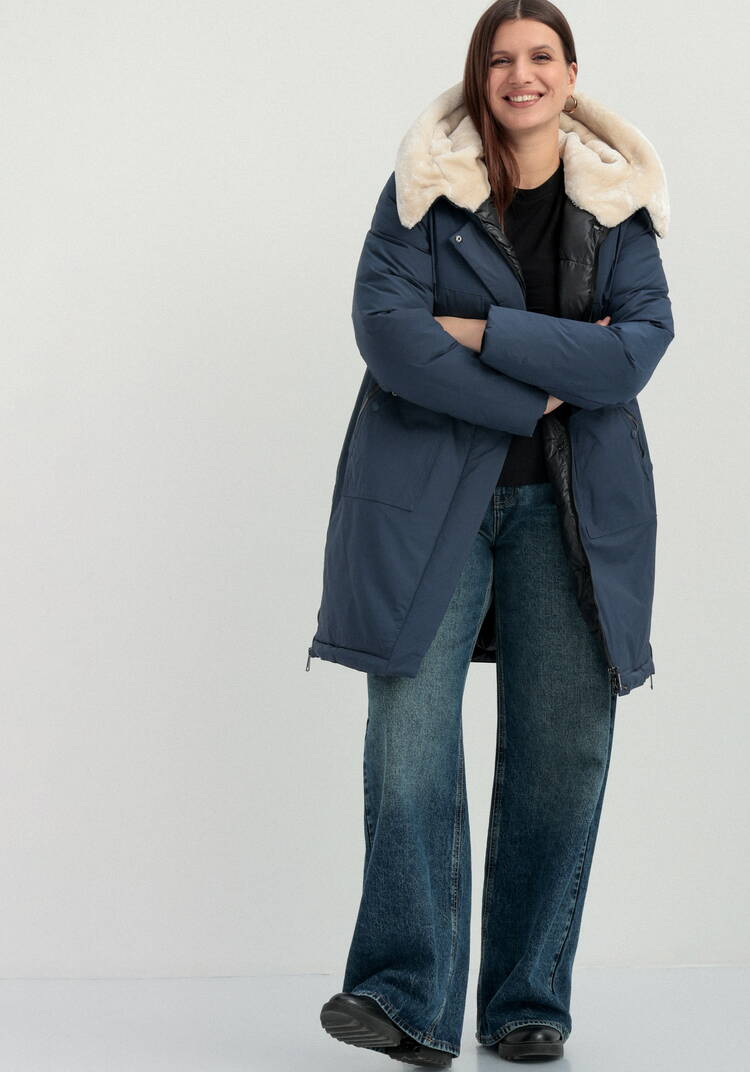 Куртка с меховым капюшоном на молнии шир.  750, рис. 28