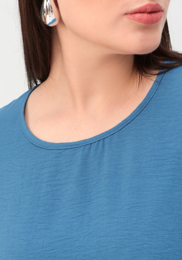 Блуза базовая со спущенной линией плеча шир.  580, рис. 45