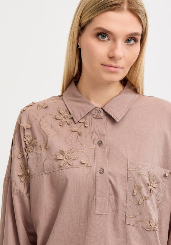 Рубашка Лина шир.  580, рис. 11