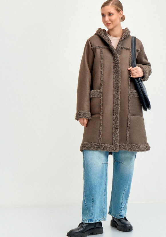 Полупальто с экомехом Раиля шир.  580, рис. 20