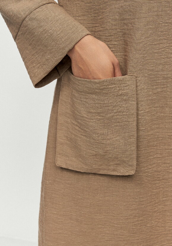 Платье изо льна с объемными карманами шир.  580, рис. 5