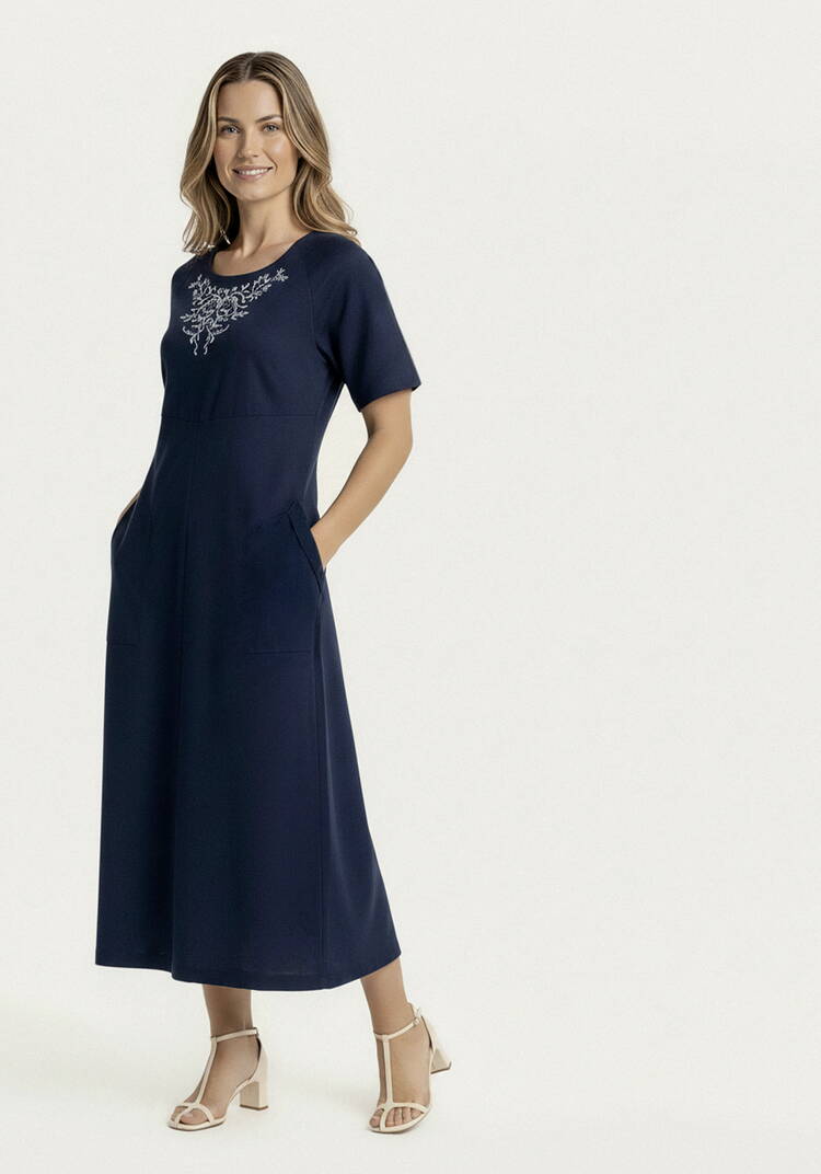 Платье из льна с вышивкой шир.  750, рис. 8