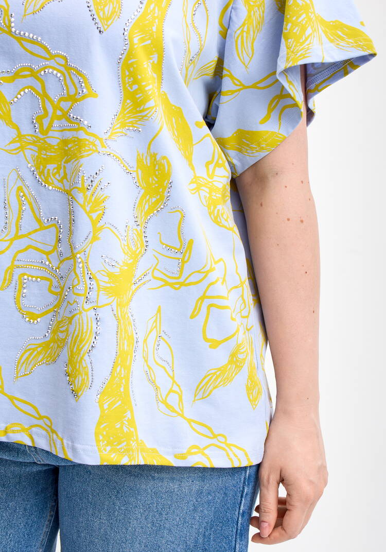 Блуза с оригинальным принтом и стразами шир.  750, рис. 6