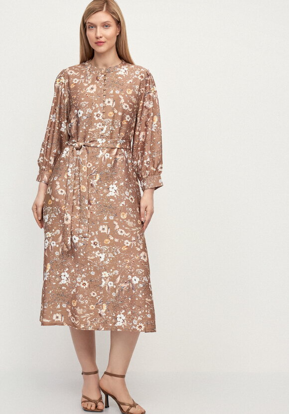 Платье с принтом по рукавам Герда шир.  580, рис. 22