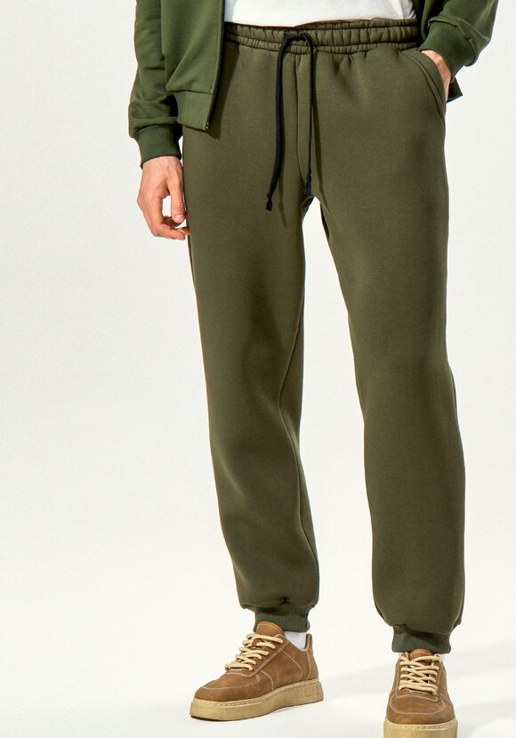 Брюки утеплённые из футера на резинке шир.  580, рис. 8