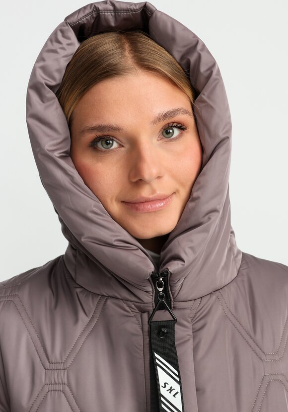 Удлиненное пальто с капюшоном шир.  580, рис. 19