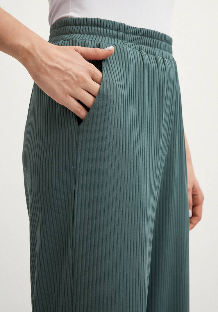 Брюки свободного кроя в рубчик шир.  750, рис. 5