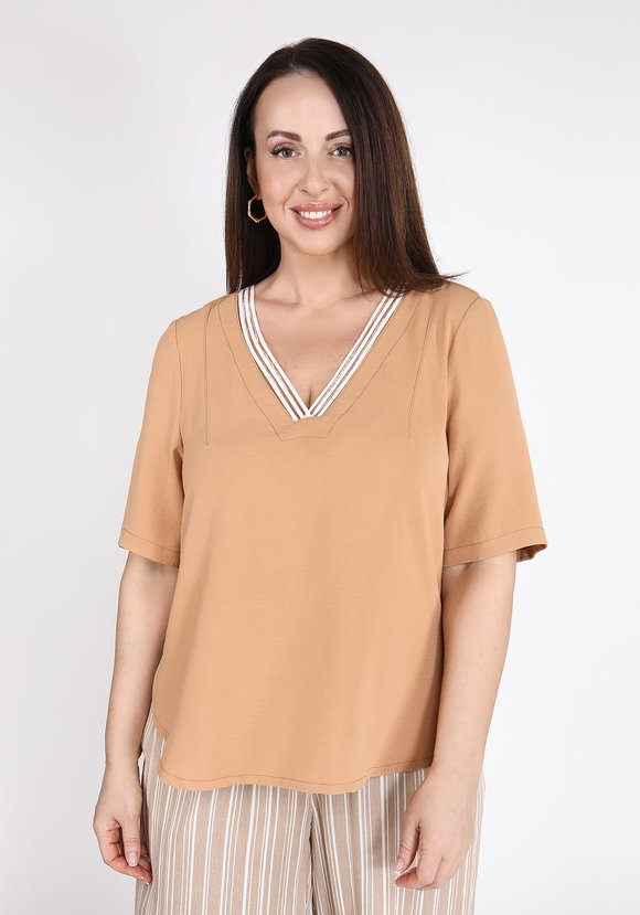 Блуза с коротким рукавом и отделкой на вороте шир.  580, рис. 2