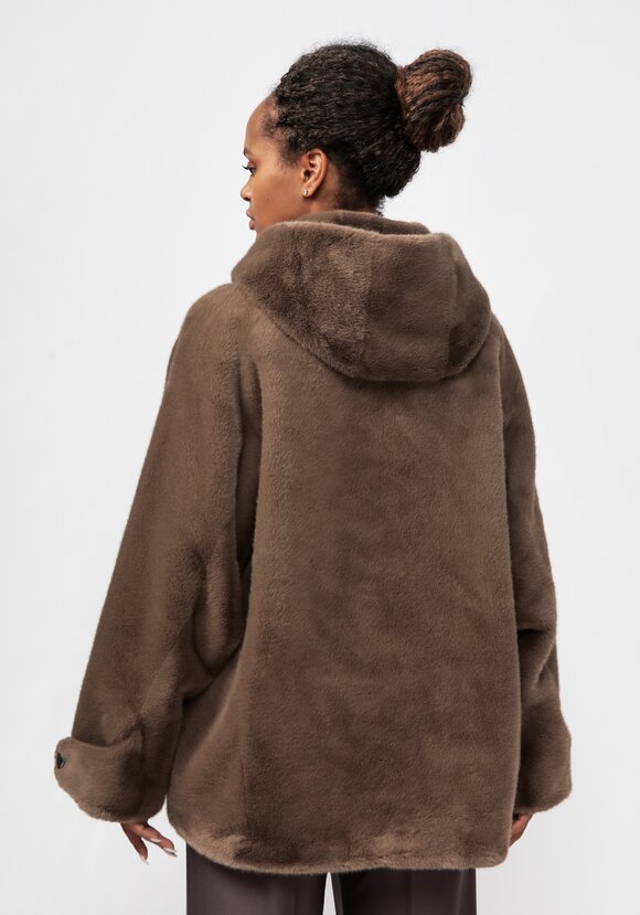 Полупальто из экомеха Моника шир.  580, рис. 3