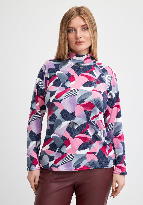 Джемпер-водолазка с абстрактным принтом шир.  580, рис. 10