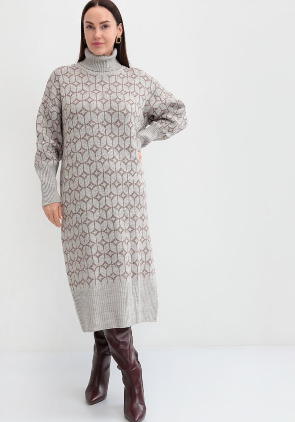 Платье Cюзанна шир.  580, рис. 1