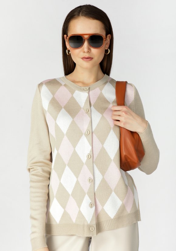 Кардиган с ромбами по полочке и спинке шир.  580, рис. 4