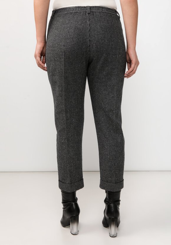 Брюки зауженные к низу с боковыми карманами шир.  580, рис. 3