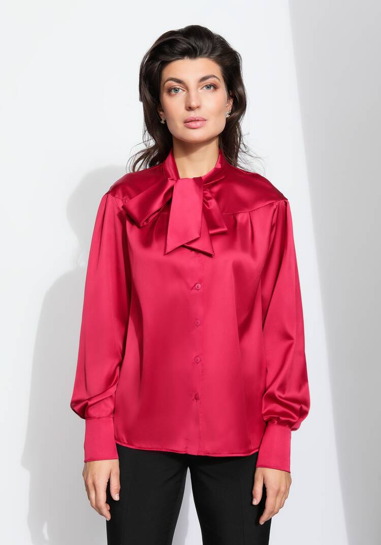 Блуза прямого силуэта с бантом шир.  750, рис. 39