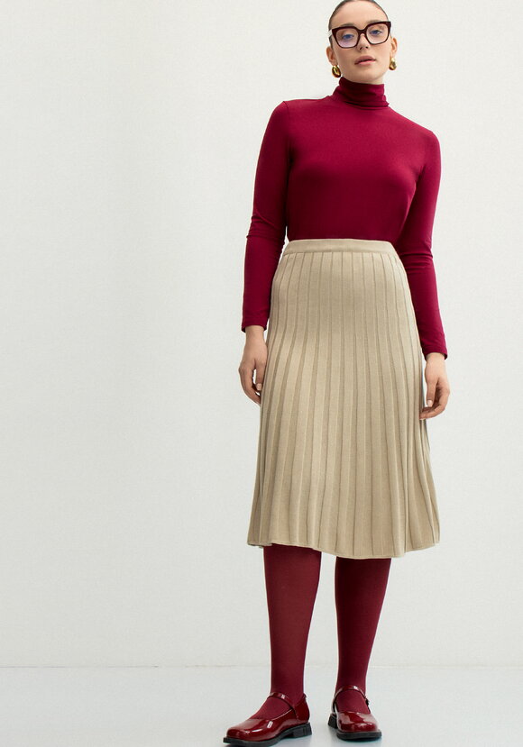 Юбка А-силуэта на резинке с имитацией плиссе шир.  580, рис. 14