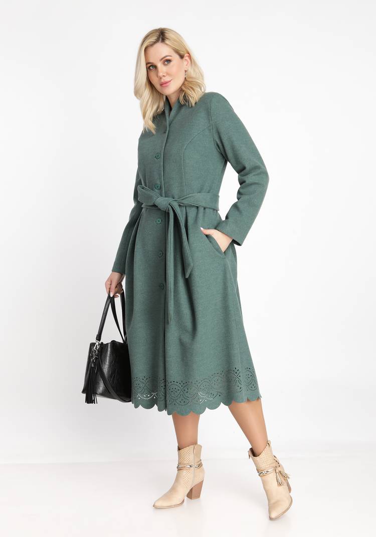 Пальто с перфорацией по низу изделия шир.  750, рис. 7