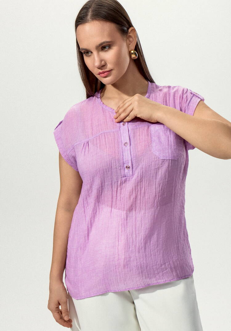 Блуза с коротким рукавом и карманом на груди шир.  750, рис. 24