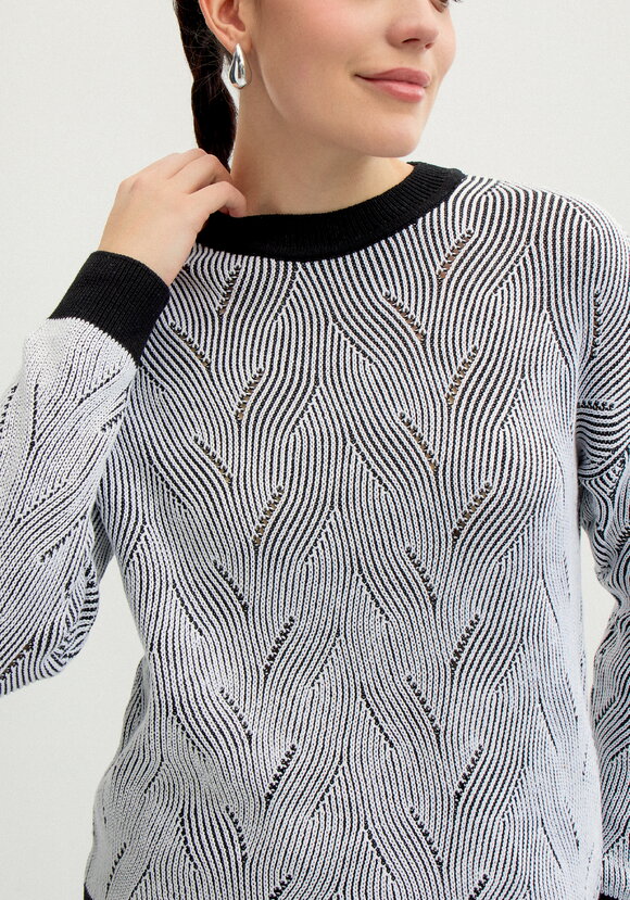 Джемпер с фактурным орнаментом шир.  580, рис. 5