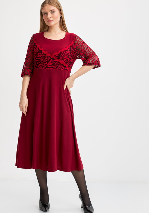 Платье Мальвина с отделкой из кружева шир.  580, рис. 1