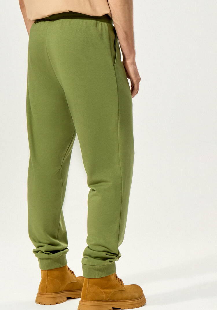 Брюки с карманами и манжетами по низу шир.  750, рис. 18