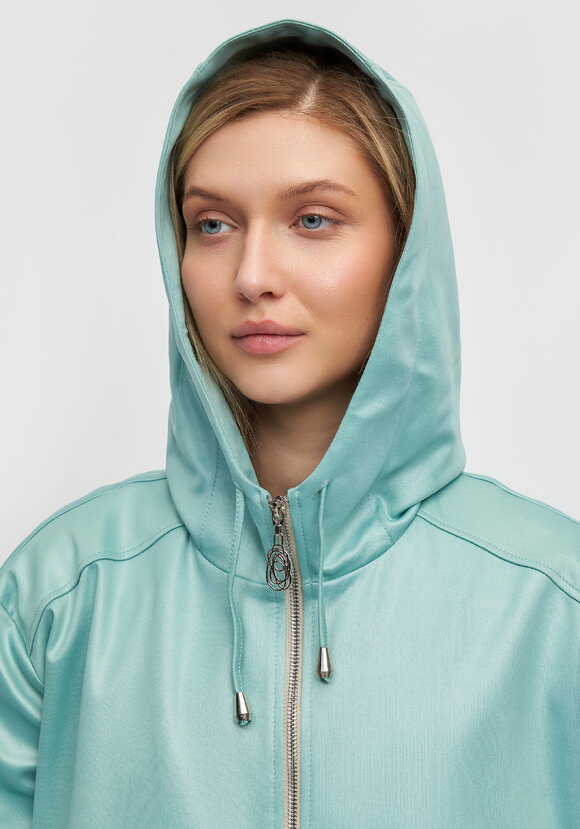 Ветровка с ажурным узором на карманах шир.  580, рис. 21