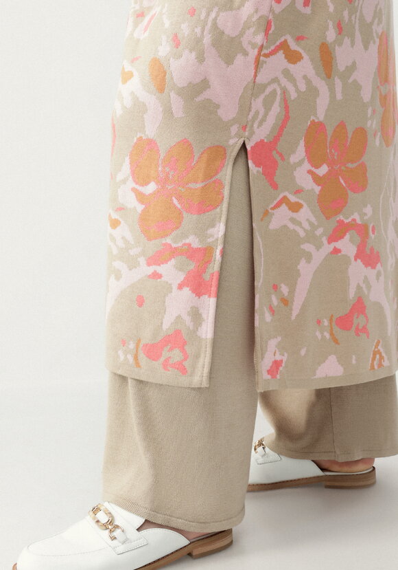 Кардиган с цветочным дизайном шир.  580, рис. 16