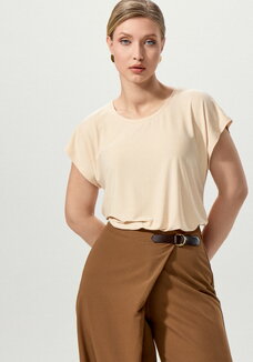 Блуза однотонная базовая без рукавов