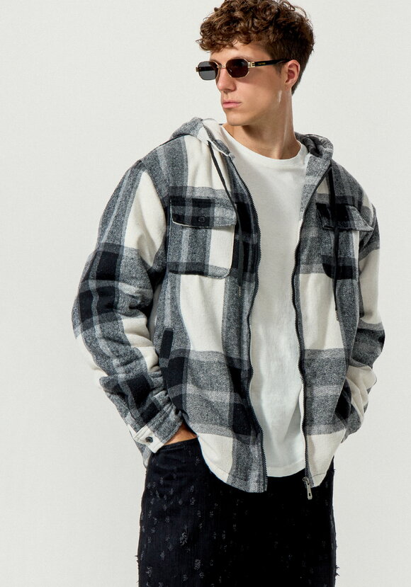 Рубашка с капюшоном и подкладом из шерпы шир.  580, рис. 36