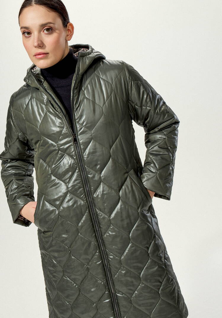 Куртка прямого кроя с капюшоном на молнии шир.  750, рис. 9