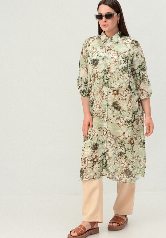Рубашка удлинённая с цветочным принтом шир.  580, рис. 34