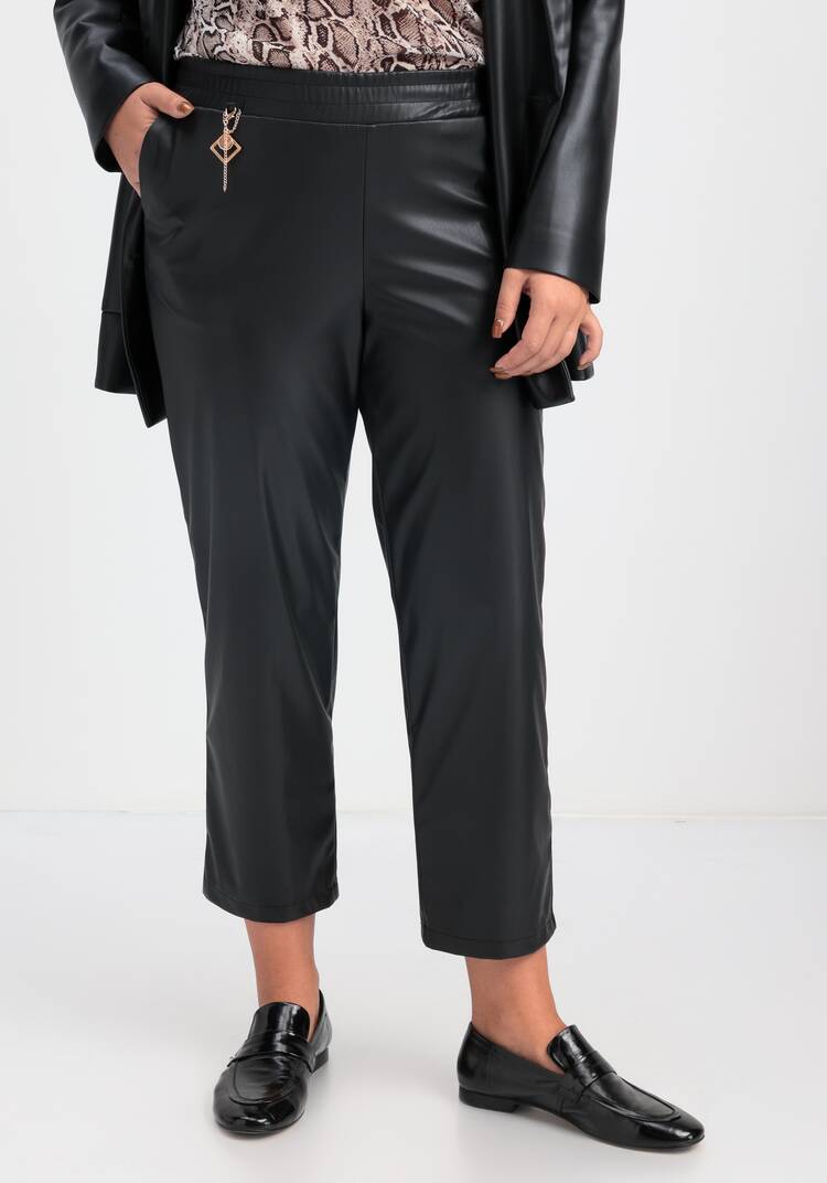 Брюки из экокожи длиной 7/8 шир.  750, рис. 1