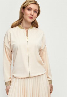 Бомбер трикотажный с ажурной спинкой