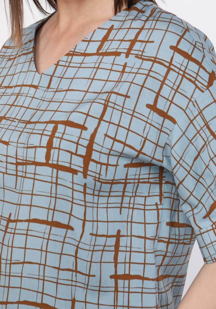 Платье с V-образным вырезом и манжетом шир.  750, рис. 8