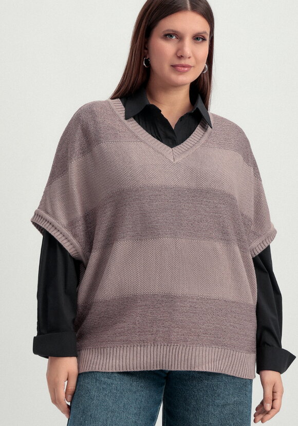 Жилет с V-образным вырезом свободного кроя шир.  580, рис. 20