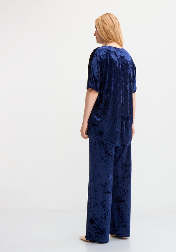 Костюм женский Антонина шир.  580, рис. 27