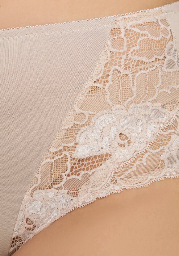 Трусы с кружевом Леди Рикарда шир.  580, рис. 15