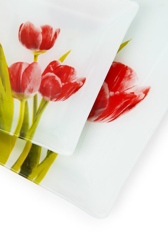 Набор из 6 тарелок и 1 блюда шир.  580, рис. 32