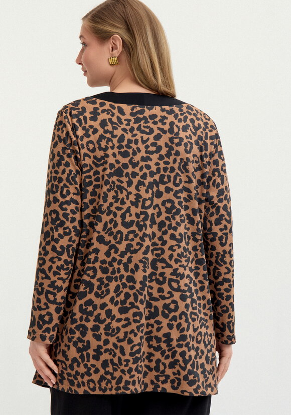 Кардиган с анималистичным пpинтом шир.  580, рис. 11