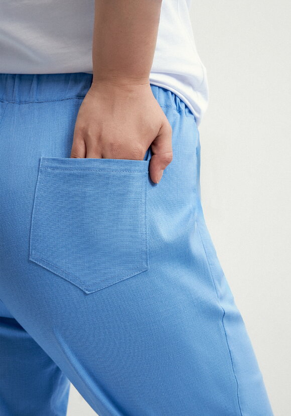 Брюки зауженные с контрастной отделкой шир.  580, рис. 5