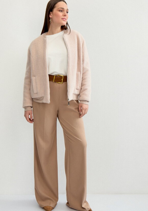 Бомбер на молнии с воротником-стойкой шир.  580, рис. 12