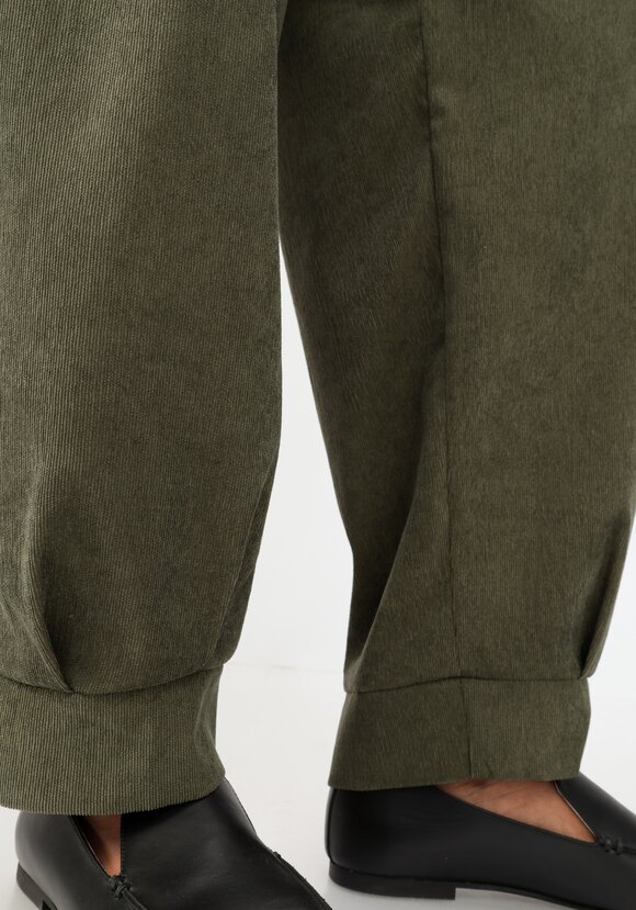 Брюки бананы с манжетами по низу шир.  580, рис. 6