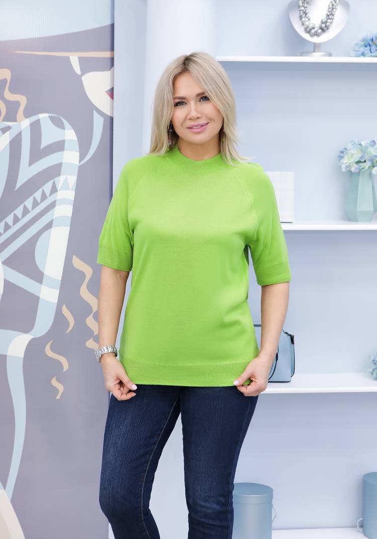 Джемпер со стойкой по горловине шир.  750, рис. 31