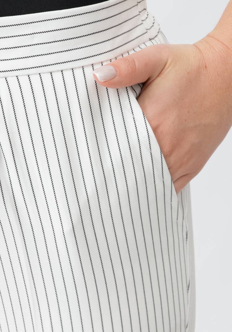 Костюм блуза и брюки в полоску шир.  750, рис. 6