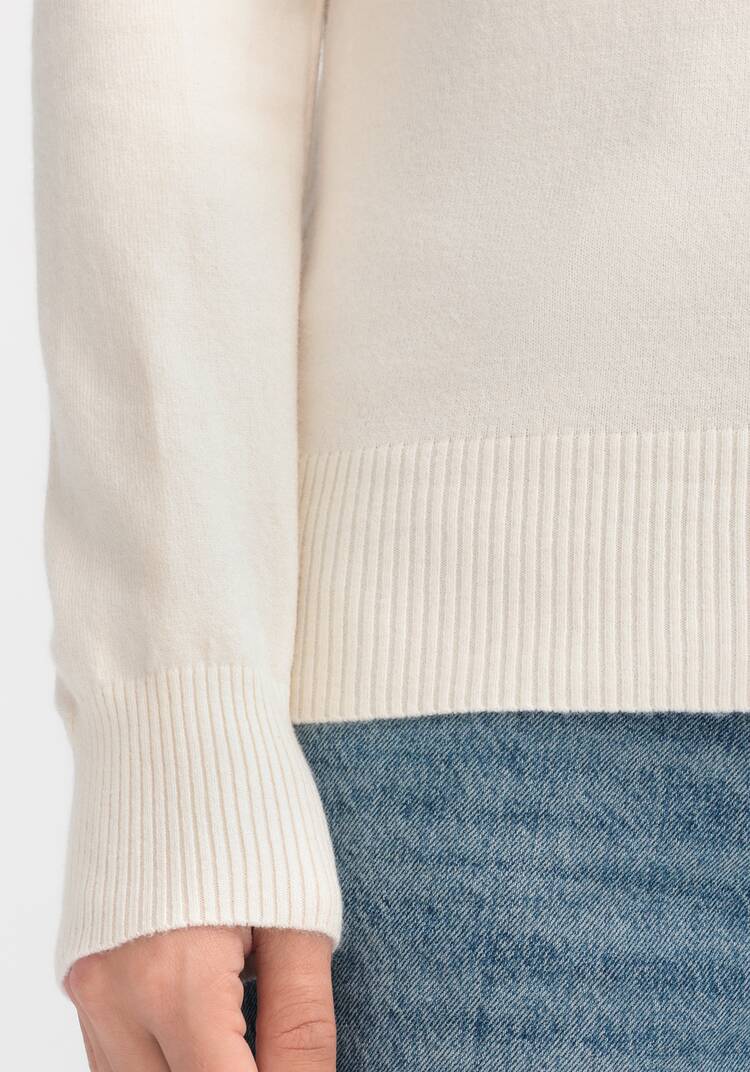 Водолазка Лея шир.  750, рис. 30