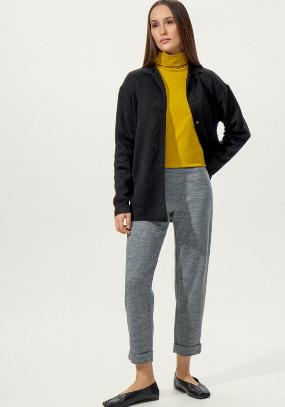 Брюки зауженные книзу шир.  580, рис. 25