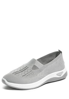 Кроссовки Вега